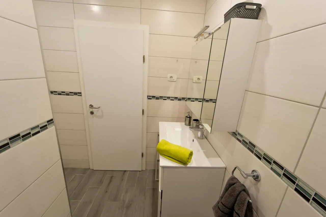 Villa Luka With Private Pool Near Pula